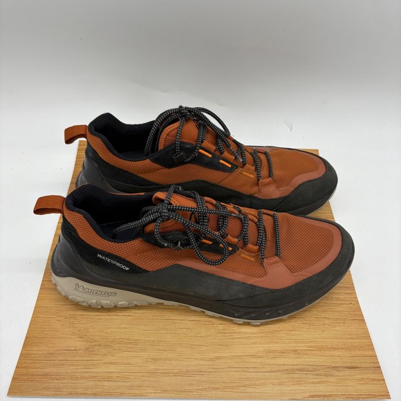ECCO Mens 9 Biom Waterproof Trail Running Shoes Orange Black Michelin Sole - Picture 2 of 13